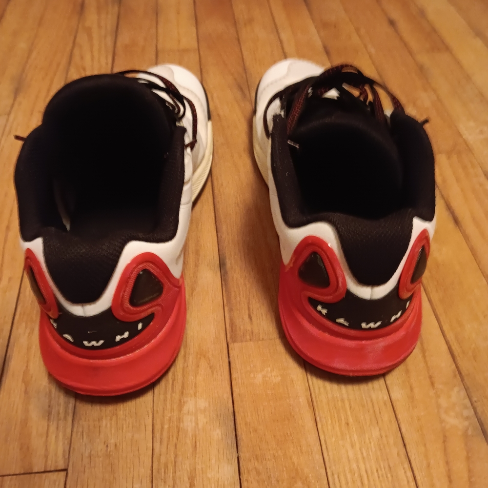 New Balance Men's White Black Red Athletic Sneakers - Picture 2 of 8